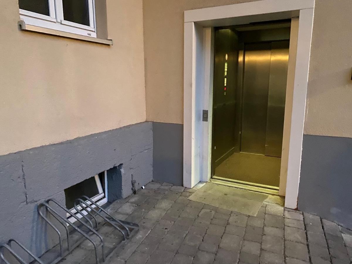 Apartment Altstadt-Panorama ไมนิงเงิน ภายนอก รูปภาพ
